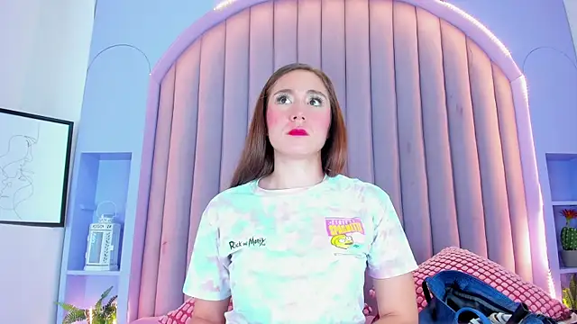 MyApril   online show from 10-20-25, 11:44