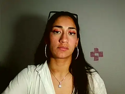 Snapshot of Miia__strog chatting on 09-30-25, 06:25 Miia  strog online show from 09-30-25, 06:25