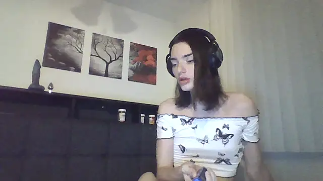 Snapshot of Luna_Samosienko chatting on 10-09-25, 12:11 Luna Samosienko online show from 10-09-25, 12:11