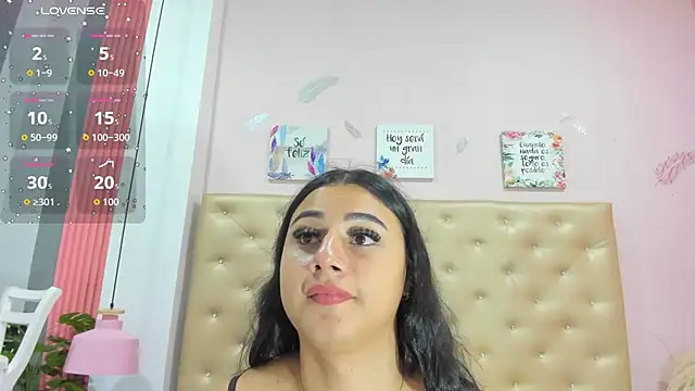  jade 01 online show from 11-17-25, 01:04