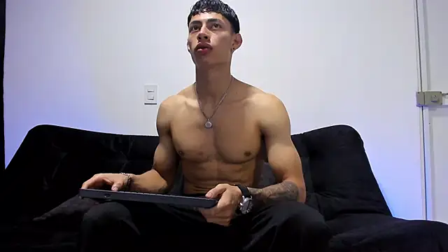 jey cox23 online show from 11-18-25, 10:40