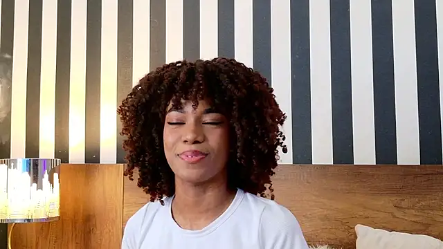 Stellaciel  online show from 10-28-25, 10:09