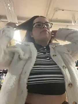 Aphrill online show from 10-25-25, 08:42