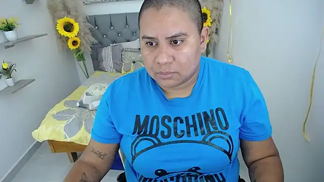 hotlesby valery online show from 10-22-25, 12:37