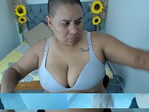 hotlesby valery online show from 01-15-26, 12:08