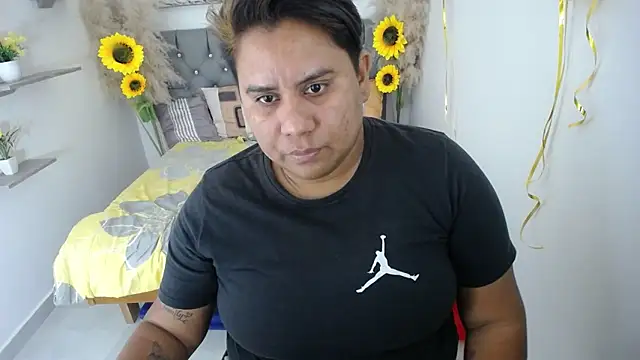 hotlesby valery online show from 10-06-25, 07:03