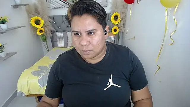 hotlesby valery online show from 10-09-25, 06:52