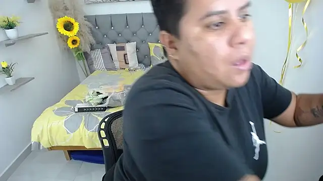 hotlesby valery online show from 10-07-25, 07:15