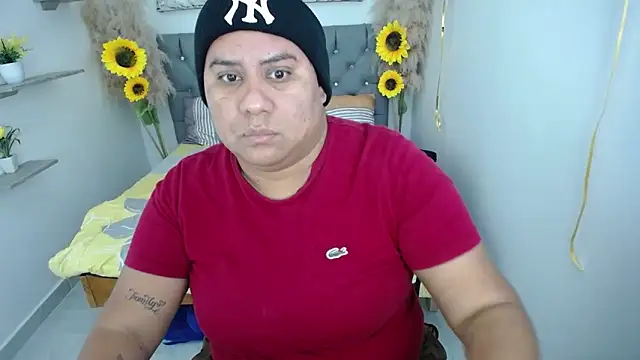 hotlesby valery online show from 10-21-25, 12:04