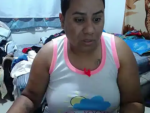 hotlesby valery online show from 05-11-26, 02:07