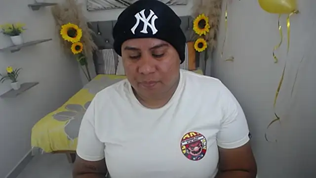 hotlesby valery online show from 10-13-25, 07:26