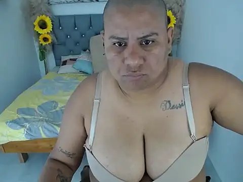 hotlesby valery online show from 01-07-26, 12:10