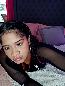 camilafoox7 online show from 09-30-25, 12:33