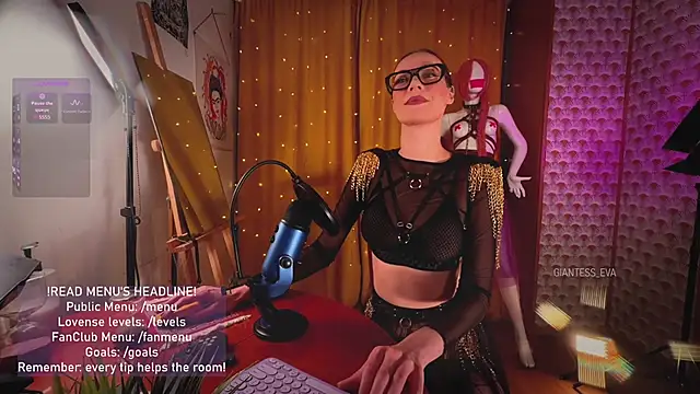 Snapshot of Giantess_Eva chatting on 05-14-26, 07:11 Giantess Eva online show from 05-14-26, 07:11