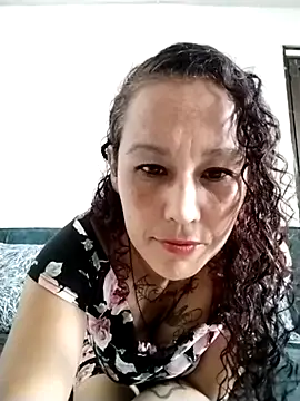 Snapshot of Dakotamilffanalextreme chatting on 10-01-25, 01:48 Dakotamilffanalextreme online show from 10-01-25, 01:48