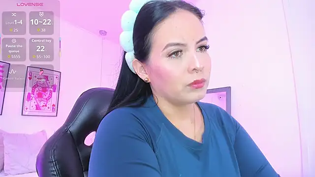 Snapshot of camiladuke7 chatting on 06-15-26, 11:10 camiladuke7 online show from 06-15-26, 11:10