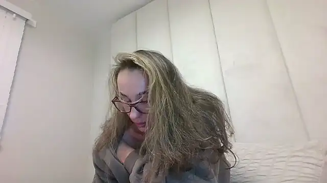Scotishminx25 online show from 09-27-25, 05:41