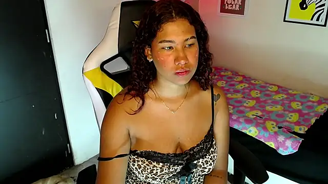 Snapshot of La_tokisha chatting on 09-21-25, 11:43 La tokisha online show from 09-21-25, 11:43
