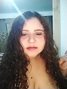 Snapshot of Carolceleste24 chatting on 05-15-26, 07:17 Carolceleste24 online show from 05-15-26, 07:17