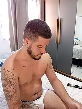 Snapshot of casado031999 chatting on 10-02-25, 05:49 casado031999 online show from 10-02-25, 05:49