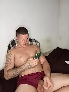 Snapshot of casado031999 chatting on 11-07-25, 04:17 casado031999 online show from 11-07-25, 04:17