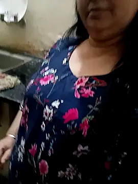 Snapshot of Sonali-6969 chatting on 03-07-26, 12:32 Sonali-6969 online show from 03-07-26, 12:32