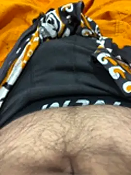 Snapshot of Gihan_sil1088 chatting on 10-23-25, 06:01 Gihan sil1088 online show from 10-23-25, 06:01