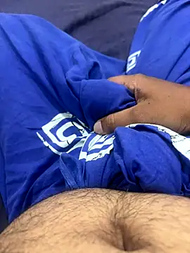 Snapshot of Gihan_sil1088 chatting on 10-24-25, 09:30 Gihan sil1088 online show from 10-24-25, 09:30