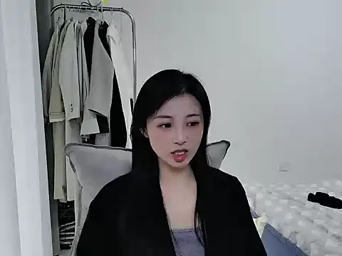 Mien-MM online show from 10-17-25, 04:49