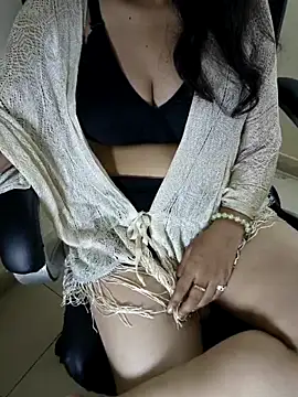 Hey Jully online show from 09-24-25, 05:03