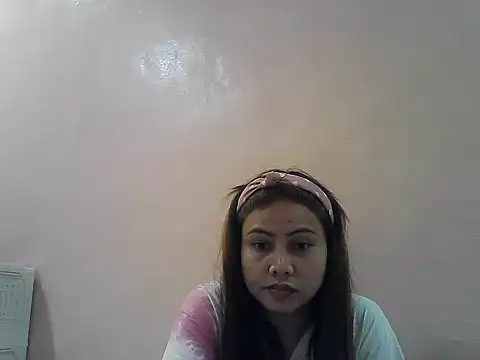Snapshot of Amarrahlyn chatting on 06-30-26, 10:37 Amarrahlyn online show from 06-30-26, 10:37