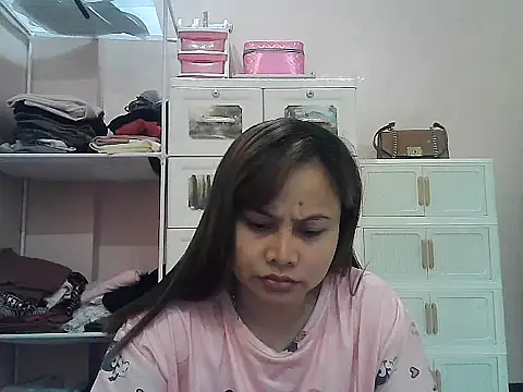 Snapshot of Amarrahlyn chatting on 07-13-26, 09:36 Amarrahlyn online show from 07-13-26, 09:36