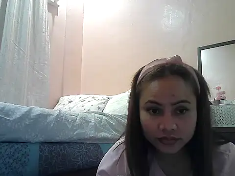 Snapshot of Amarrahlyn chatting on 05-16-26, 09:14 Amarrahlyn online show from 05-16-26, 09:14