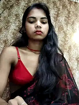 Snapshot of PRACHI-743 chatting on 10-23-25, 01:04 PRACHI-743 online show from 10-23-25, 01:04