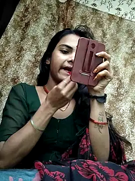 Snapshot of PRACHI-743 chatting on 11-06-25, 01:09 PRACHI-743 online show from 11-06-25, 01:09