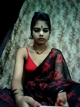 Snapshot of PRACHI-743 chatting on 10-26-25, 01:06 PRACHI-743 online show from 10-26-25, 01:06