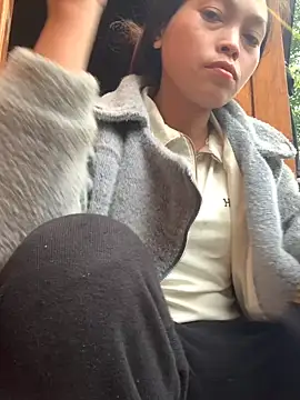 Halyy xx online show from 11-01-25, 01:45