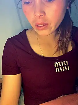 Halyy xx online show from 01-17-26, 01:58