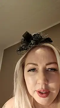 MarinaMargo online show from 01-16-26, 12:25