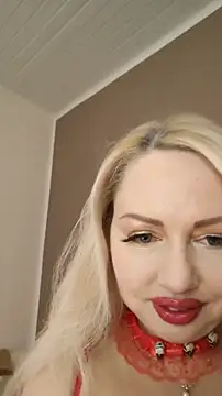 MarinaMargo online show from 11-23-25, 10:14