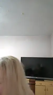 MarinaMargo online show from 11-30-25, 05:08