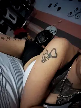 Snapshot of Lilbaby1313 chatting on 10-08-25, 09:37 Lilbaby1313 online show from 10-08-25, 09:37