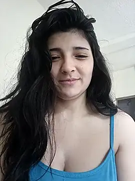 Snapshot of Sweet_sinnn chatting on 11-16-25, 06:56 Sweet sinnn online show from 11-16-25, 06:56