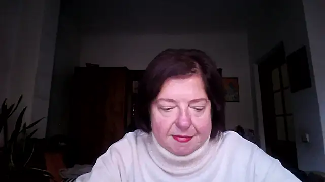 Snapshot of Violet_Pulse chatting on 10-14-25, 01:12 Violet Pulse online show from 10-14-25, 01:12