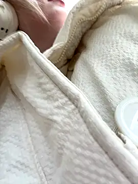 RonnieKiss online show from 10-11-25, 04:24