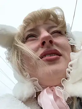 RonnieKiss online show from 09-30-25, 03:34