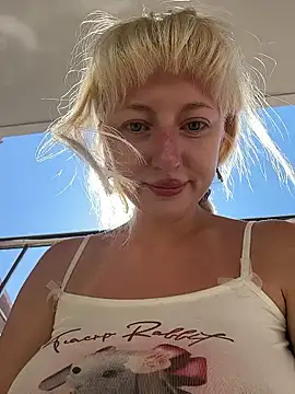 RonnieKiss online show from 01-09-26, 04:41