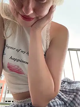 RonnieKiss online show from 12-05-25, 06:01