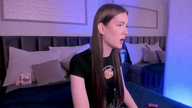 babyy gloria online show from 11-11-25, 03:18