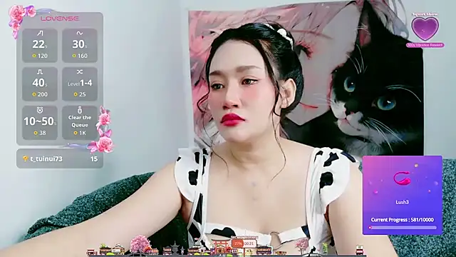 Lalacream12 online show from 10-27-25, 02:51